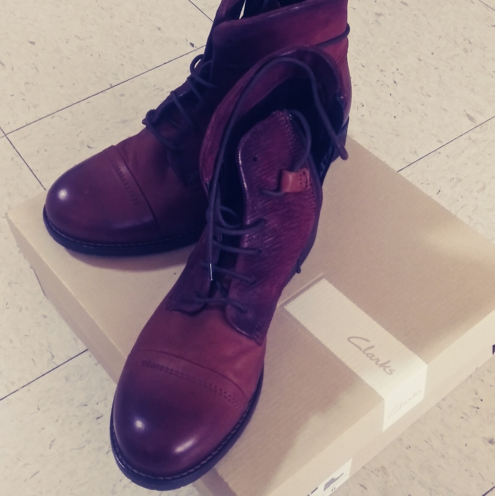 Shoes - Picture 2 of 2